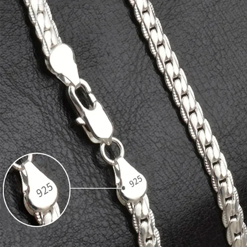 Royalé Chain